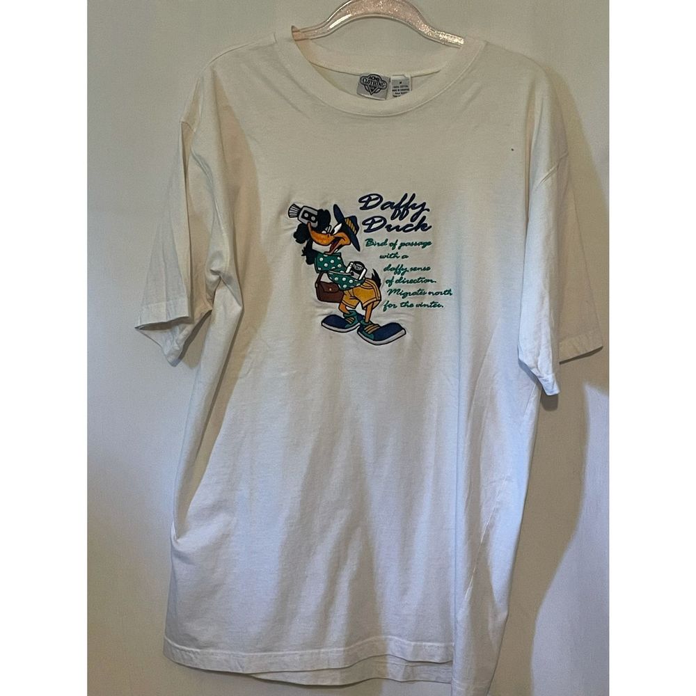 1994 Daffy Duck authentic embroidered tee